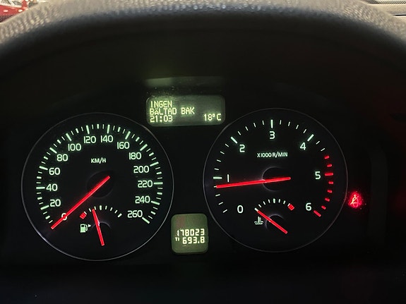 Volvo V50 16 of 22