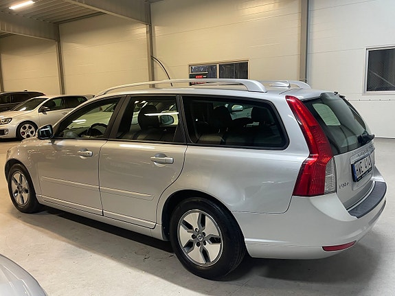 Volvo V50 9 of 22