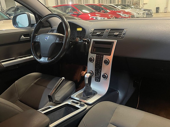 Volvo V50 11 of 22