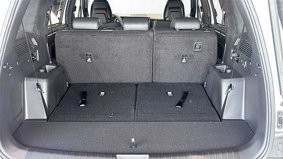 Hyundai Santa Fe 10 of 18