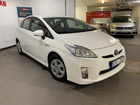 Toyota Prius 21 of 22