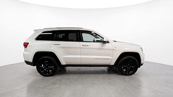 Jeep Grand Cherokee 3 of 27