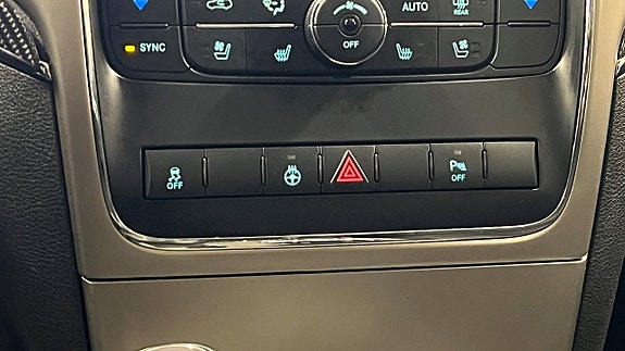 Jeep Grand Cherokee 27 of 27