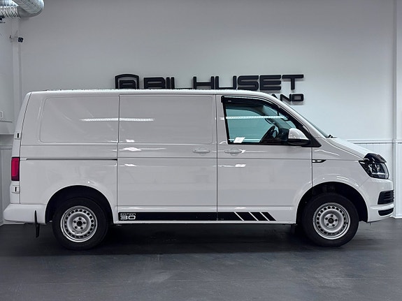 Volkswagen Transporter 6 of 23