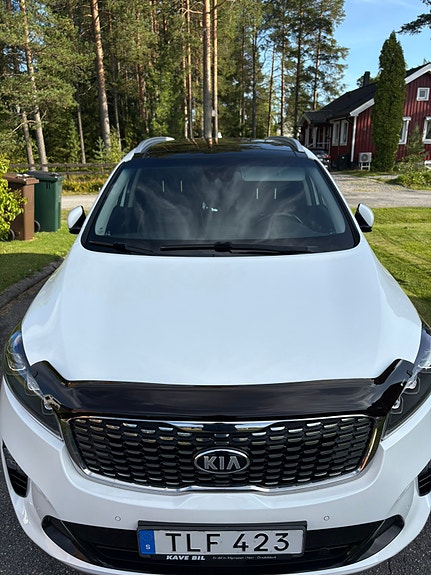 Kia Sorento 3 of 21