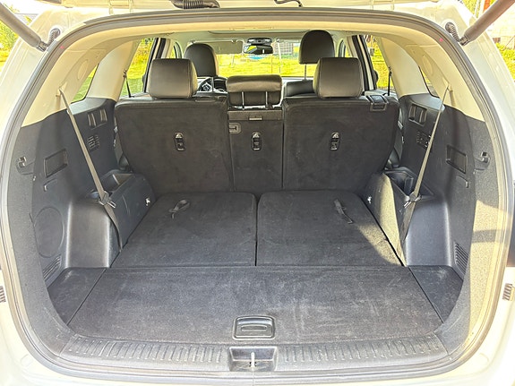 Kia Sorento 10 of 21