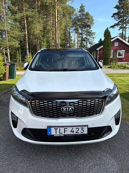 Kia Sorento 2 of 21