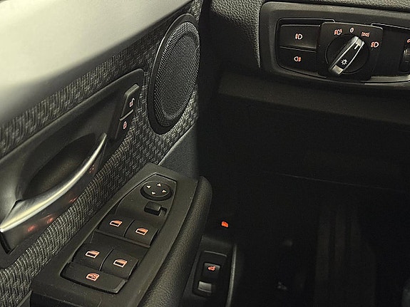 BMW 225xe 25 of 26