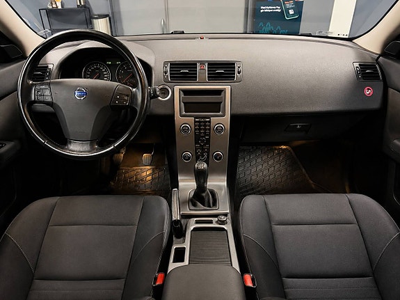 Volvo V50 7 of 13
