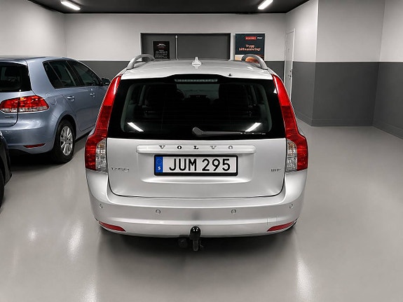 Volvo V50 5 of 13