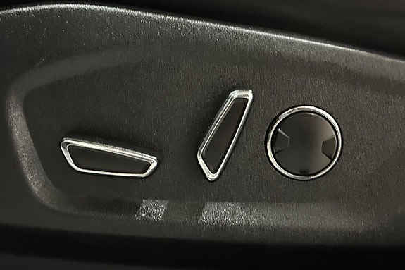Ford Galaxy 23 of 26