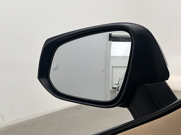 Toyota RAV4 10 of 30