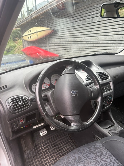 Peugeot 206 9 of 11