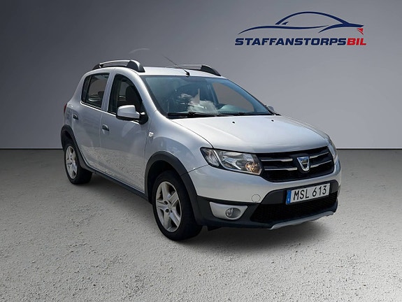 Dacia Sandero Stepway 3 of 9