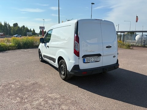 Ford Transit Connect 3 of 7