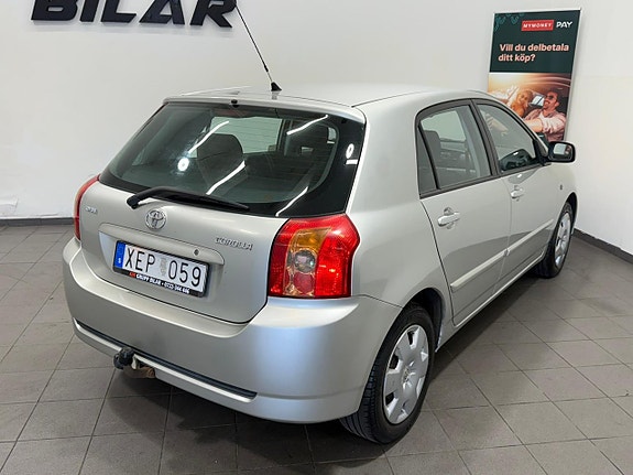 Toyota Corolla 13 of 17