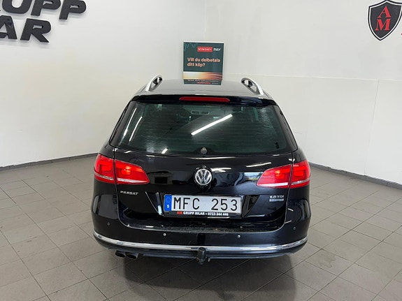 Volkswagen Passat 8 of 20