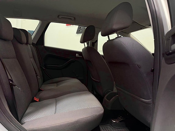 Ford Focus 6 of 17