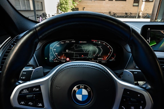 BMW X4 27 of 30