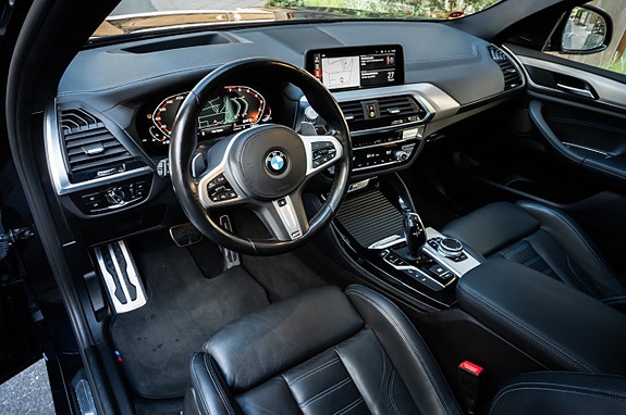 BMW X4 24 of 30