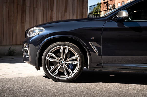 BMW X4 8 of 30