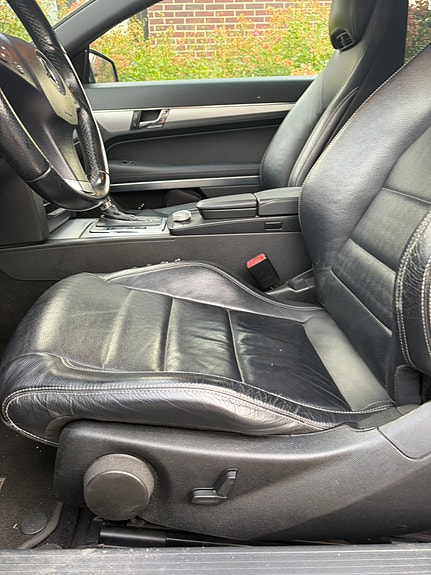 Mercedes-Benz E250 10 of 15