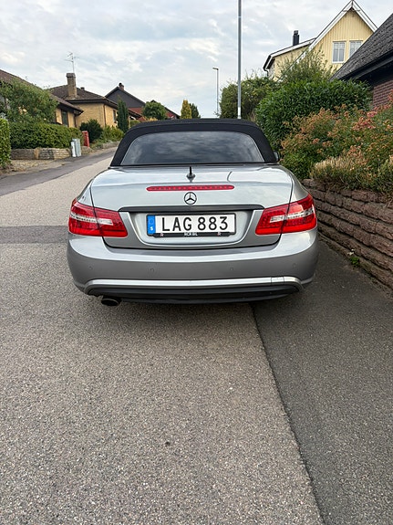 Mercedes-Benz E250 3 of 15