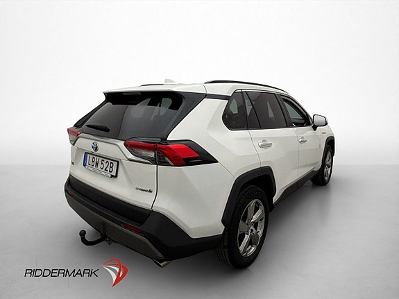 Toyota RAV4 8 of 30