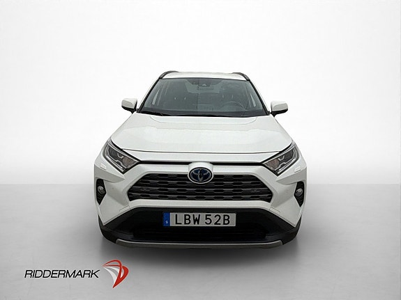 Toyota RAV4 2 of 30