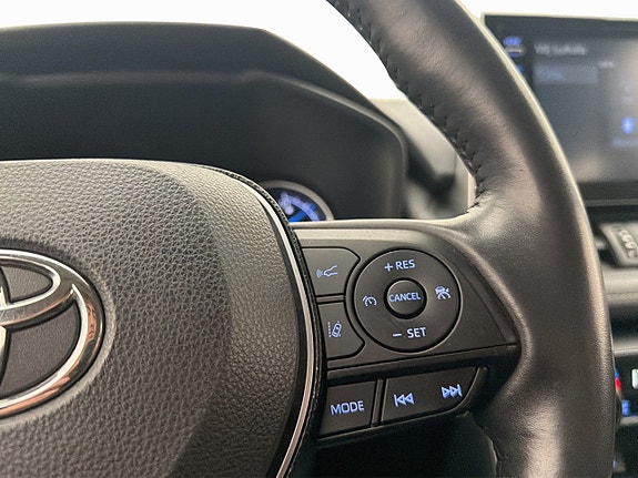Toyota RAV4 21 of 30