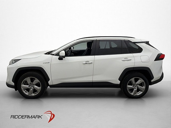 Toyota RAV4 4 of 30