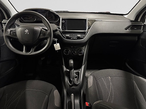 Peugeot 208 11 of 23