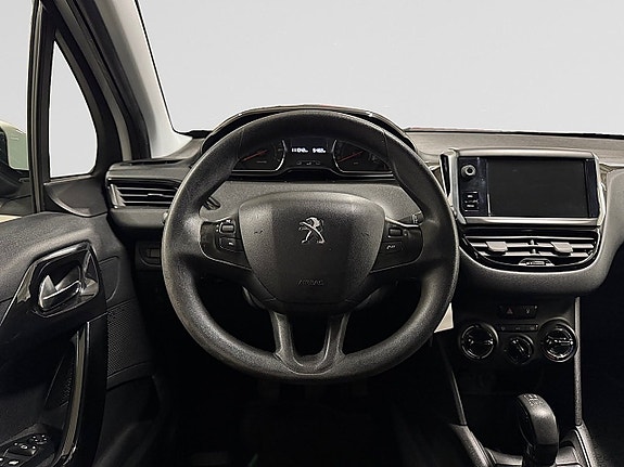 Peugeot 208 13 of 23
