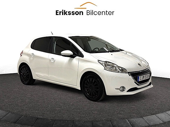 Peugeot 208 2 of 23