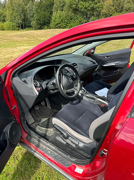 Honda Civic 14 of 17