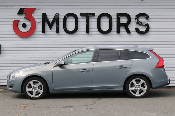 Volvo V60 5 of 17