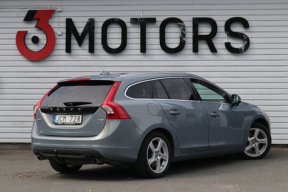 Volvo V60 16 of 17
