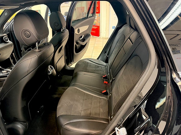 Mercedes-Benz GLC220 d 16 of 16