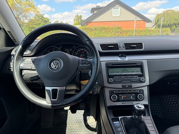 Volkswagen Passat 8 of 9