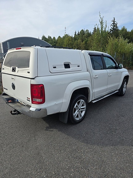 Volkswagen Amarok 6 of 16