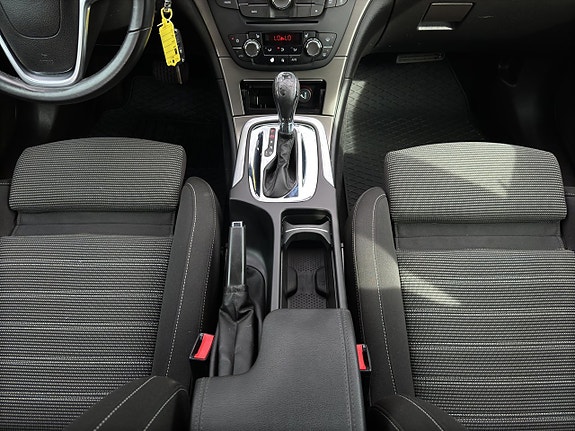 Opel Insignia 17 of 21
