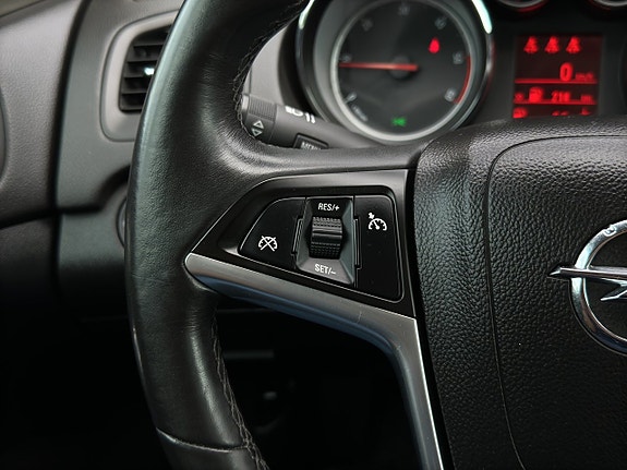 Opel Insignia 13 of 21