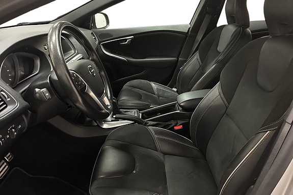Volvo V40 13 of 26