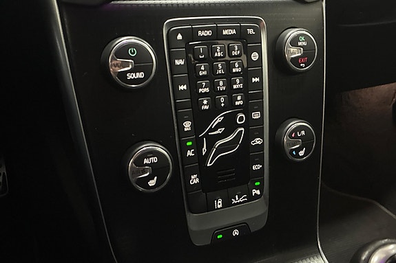 Volvo V40 23 of 26