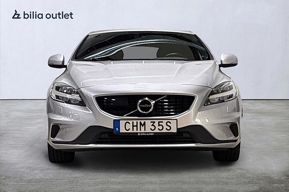 Volvo V40 3 of 26