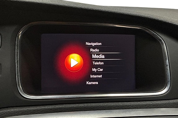Volvo V40 21 of 26