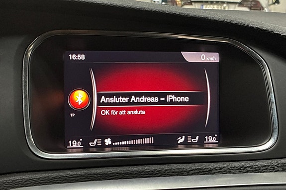 Volvo V40 20 of 26
