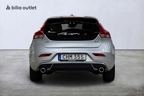 Volvo V40 7 of 26