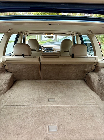 Volvo V70 7 of 10