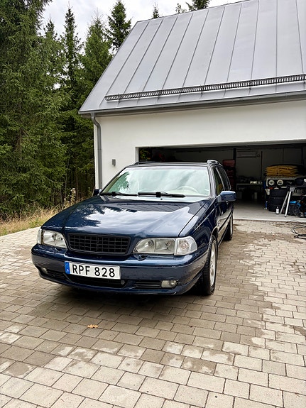 Volvo V70 10 of 10